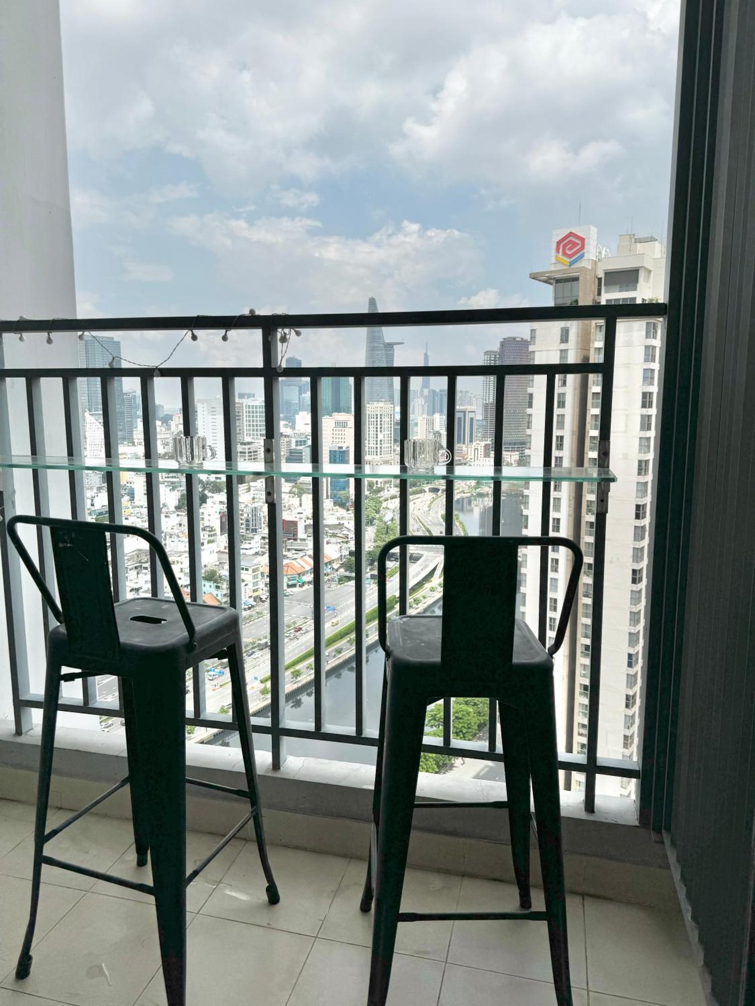 Rivergate Apartment Saigon * TP. Hồ Chí Minh