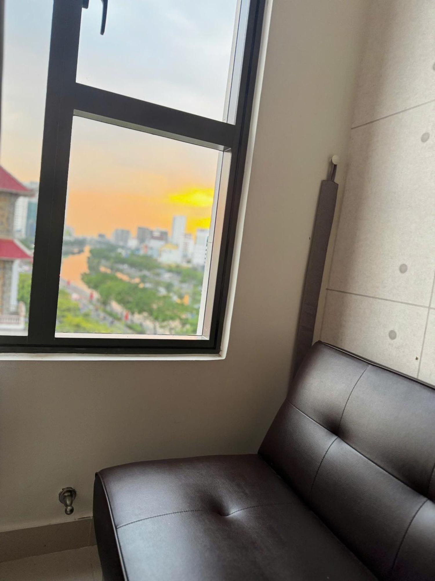 Rivergate Apartment Saigon * TP. Hồ Chí Minh