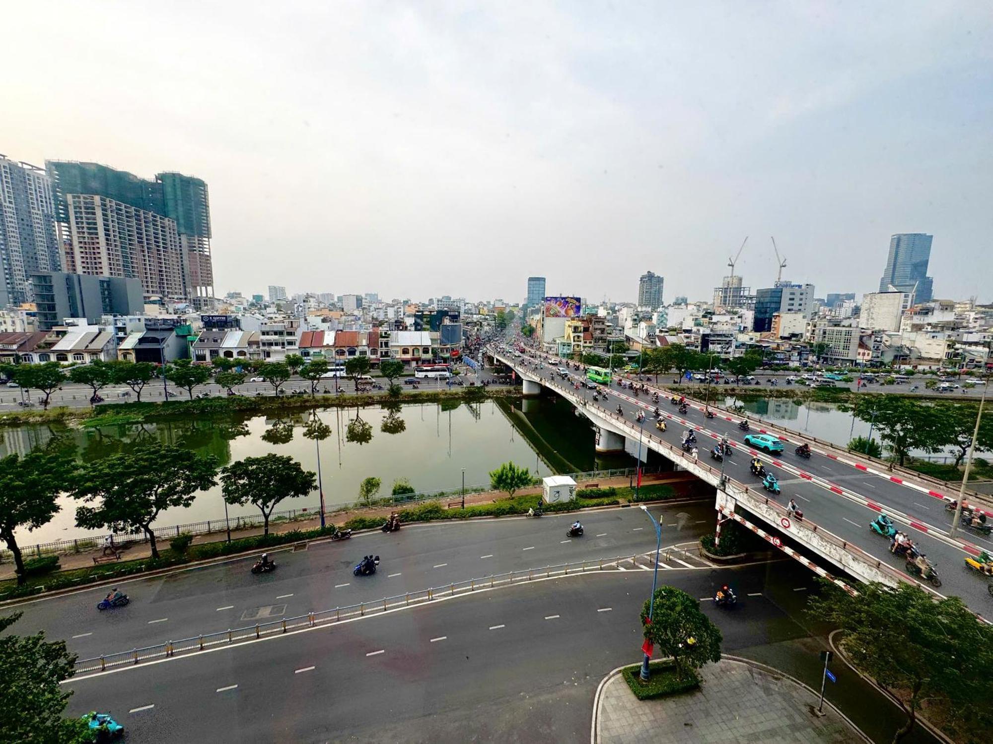 Rivergate Apartment Saigon *