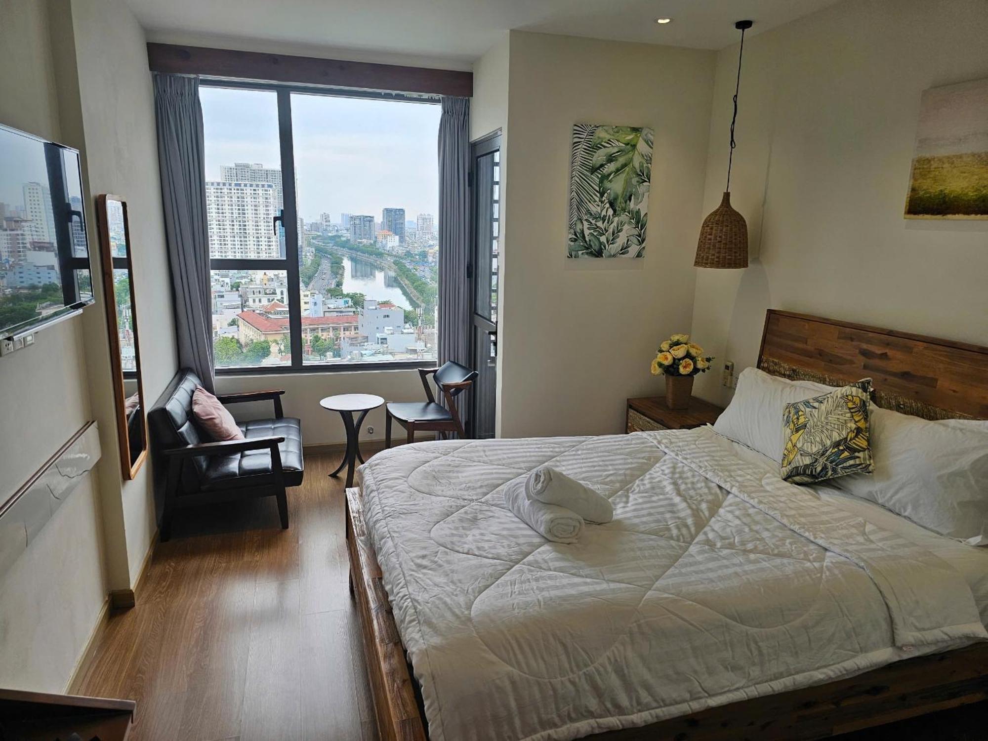 Căn hộ Rivergate Apartment Saigon *